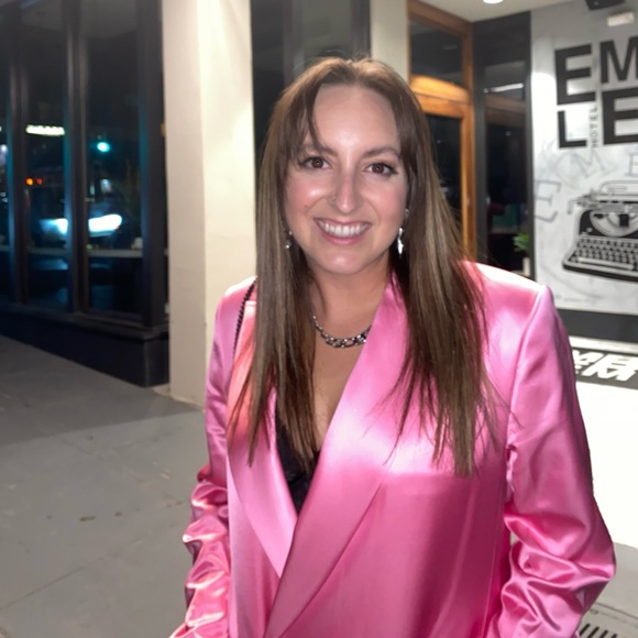 Meet your Posher, Hannah - Picture 8 of 8